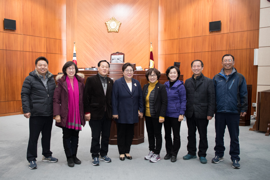 지난 19일 안양시의회 도시건설위원회는 군산근대역사거리와 도시재생사업 사례를 파악하기 위해 군산을 방문했다.