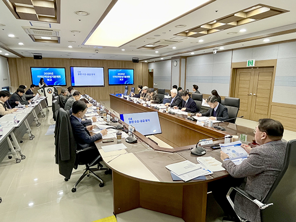 지난 20일 전북특별자치도경제통상진흥원에서 운영 중인 전북지역인적자원개발위원회는 2024년 제7차 위원회를 개최했다.
